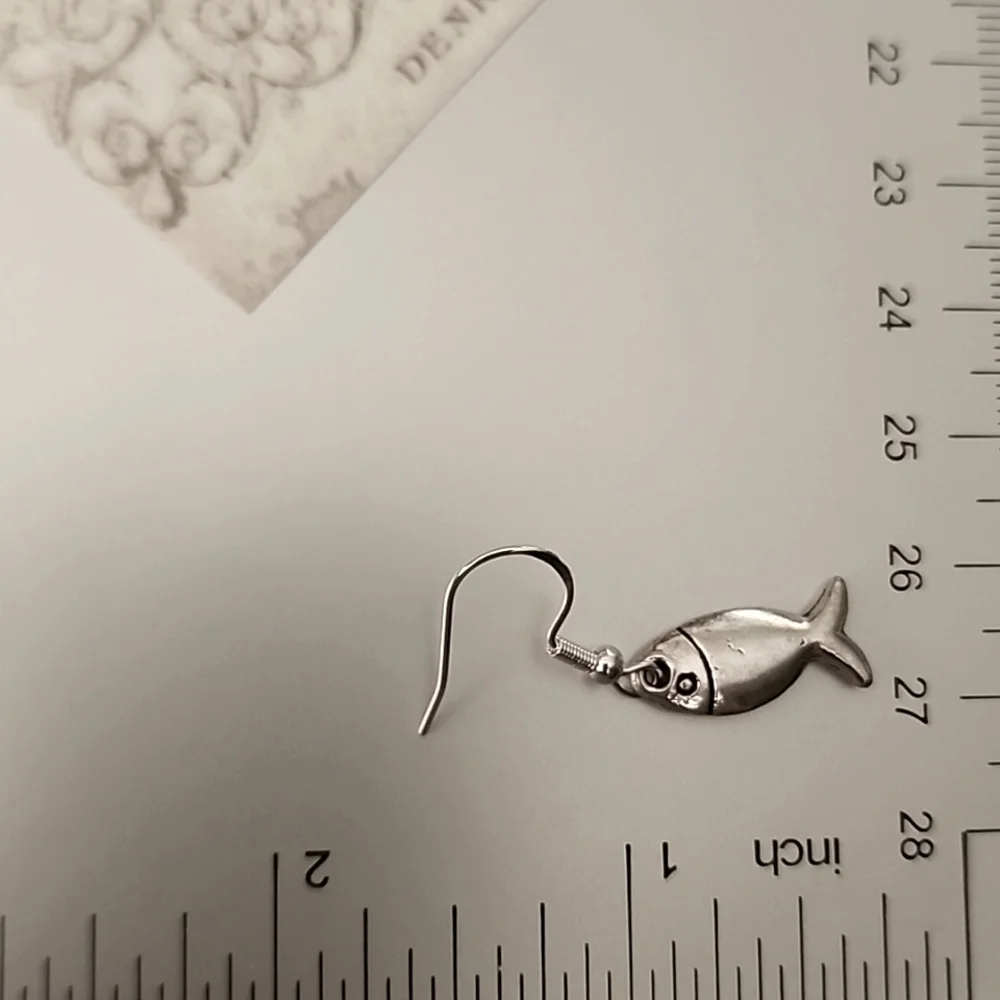 Fish  EARRINGS 925S Post